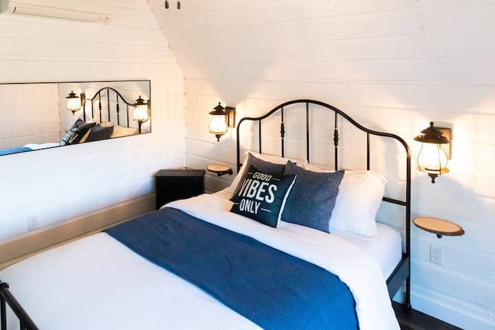 חדר שינה 2 - קווין