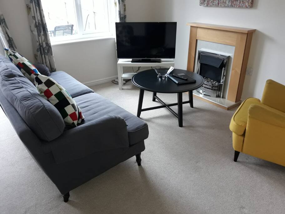Living Room - photo 1