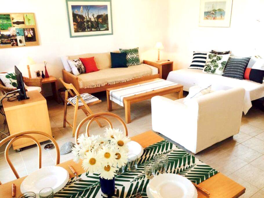 Living and dining area