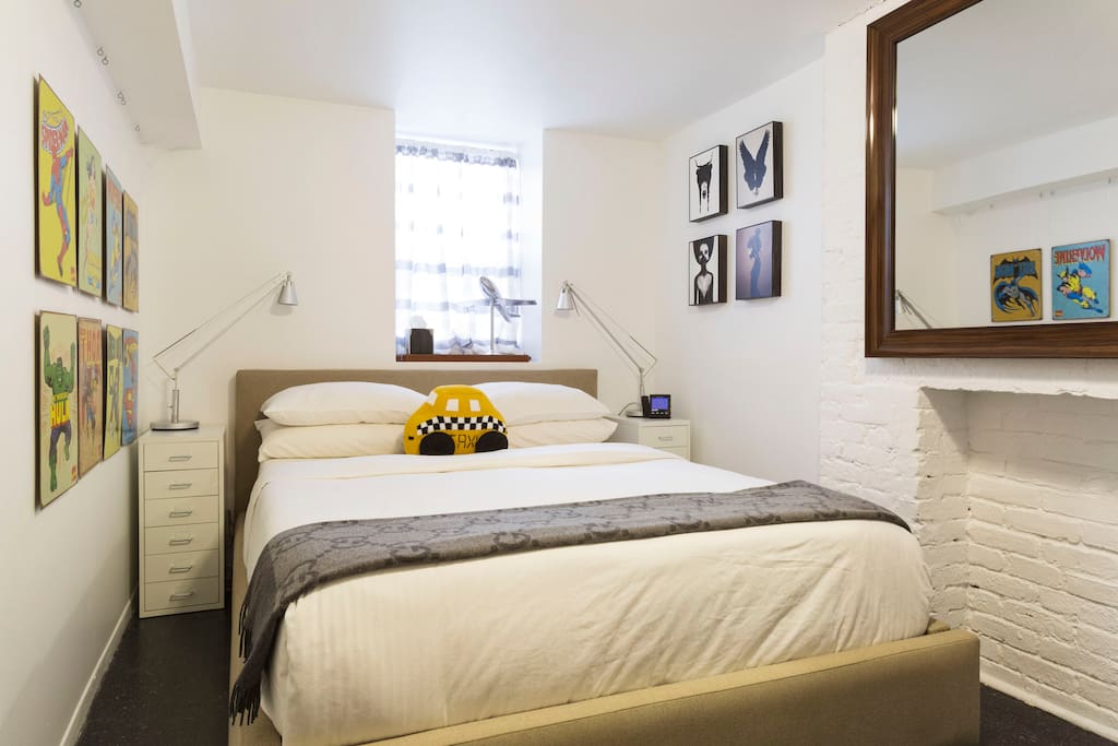Bedroom Number 1 : (Master Suite)