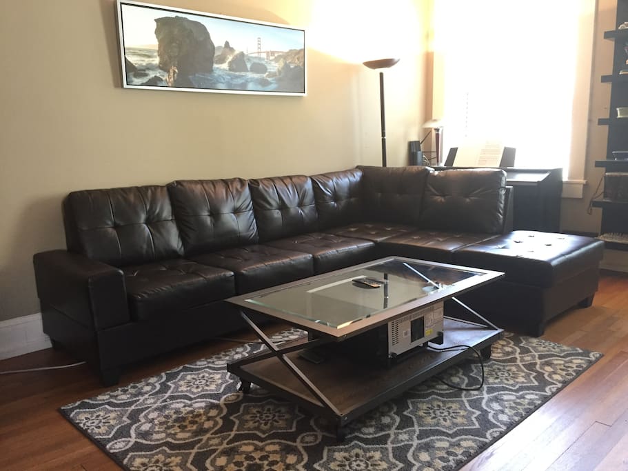 Comfortable couch, plenty of room to stretch out on!