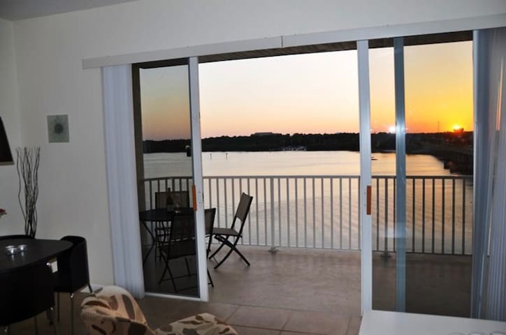 Listing in Clearwater