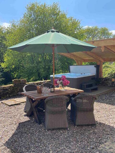 Pond Cottage , luxury cottage retreat
