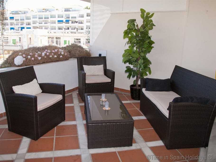 Large outside terrace with comfortable seating