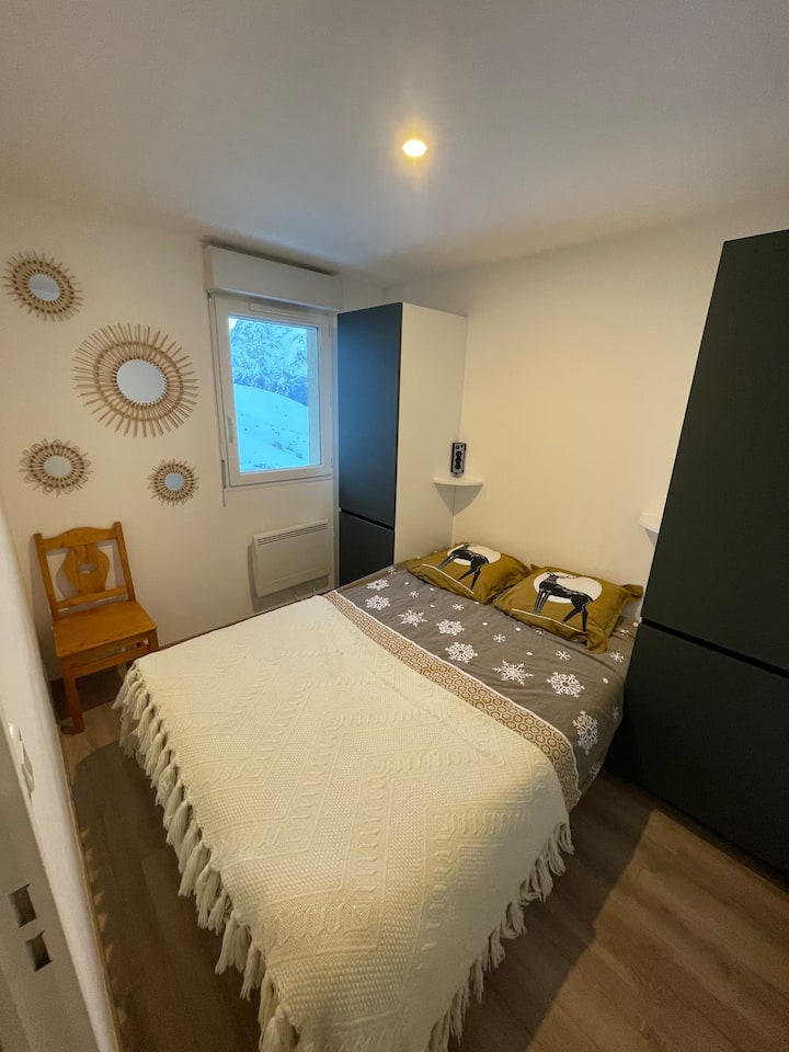 غرفة النوم 2