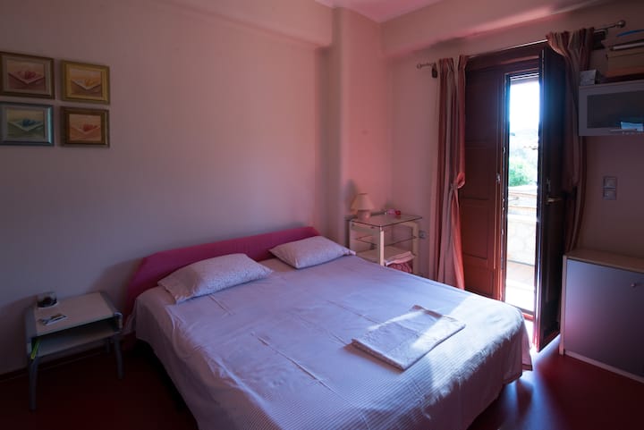 House A: ground floor - bedroom