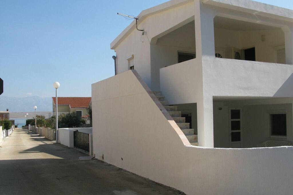 exterior