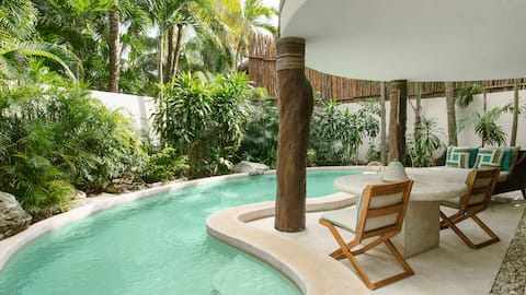 Viceroy Oceanview Two-Level Villa