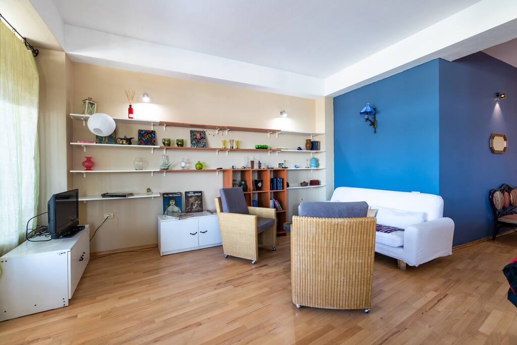 Living room with comfy setting