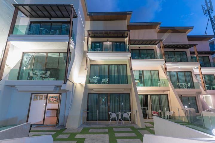 🌴Φ B DBL Room with balcony good atmosphere pool Φ