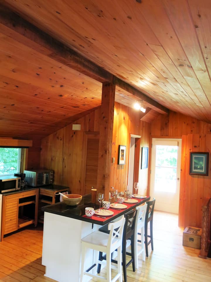 Top 11 Airbnb Vacation Rentals In Cowansville, Canada Updated 2024