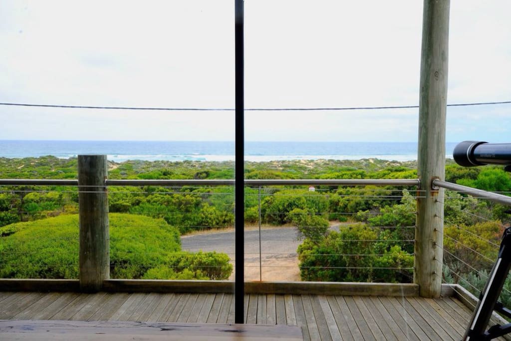 Upstairs deck and loungeroom.