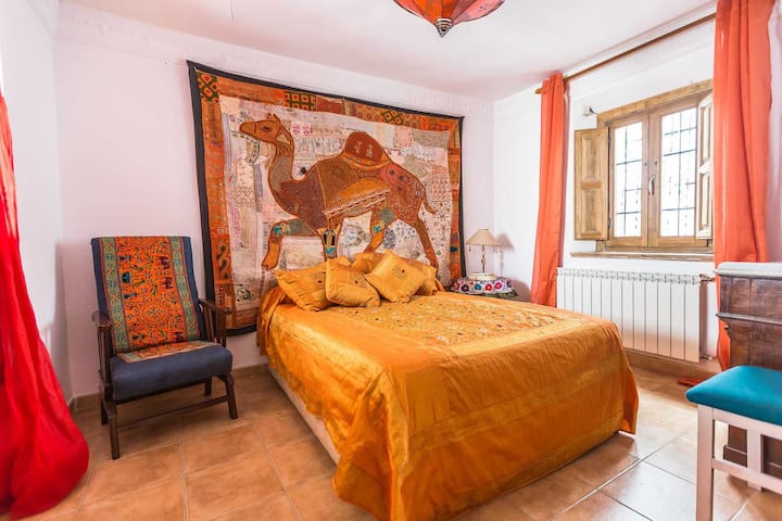 Maria la Chola Cozy House Two bedrrom A/C WIFI