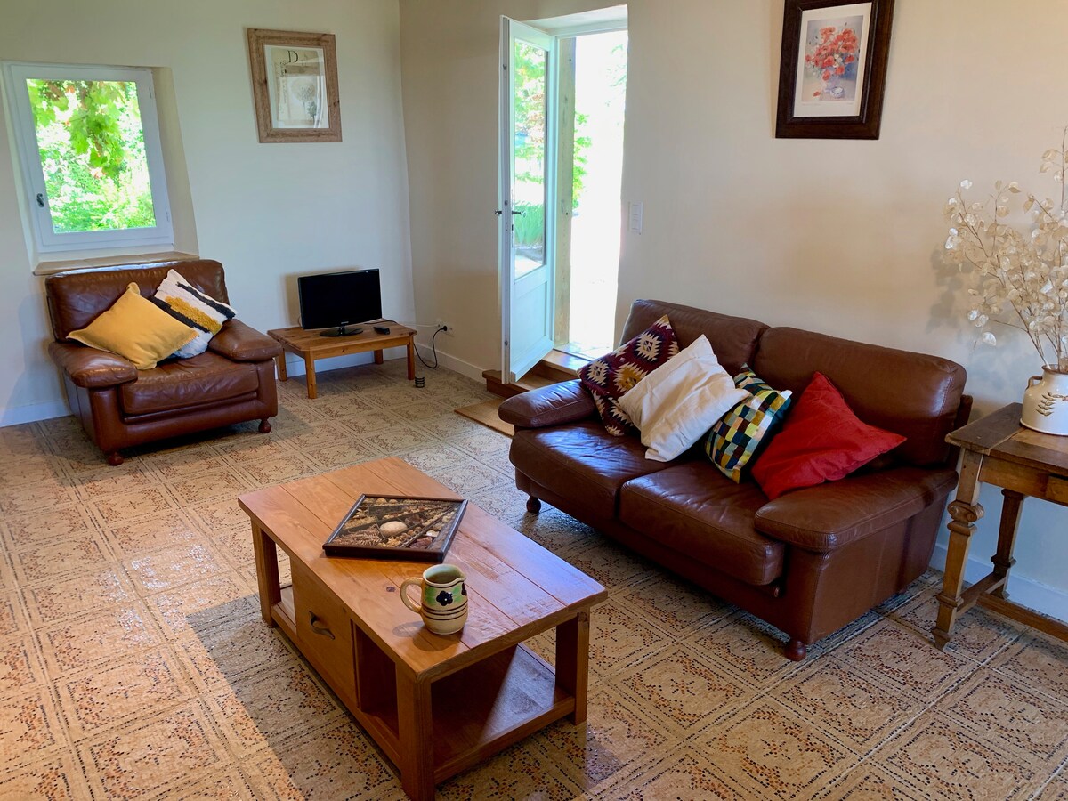 Top Airbnb: The Gîte de l'Annicha in Tarn Et Garonne