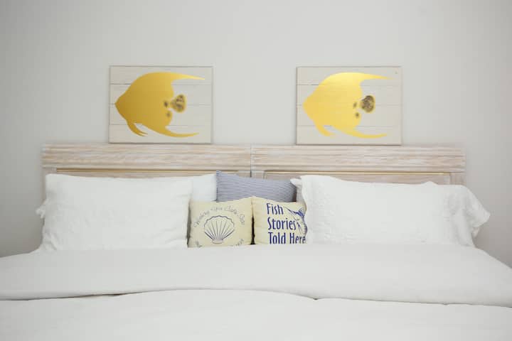 חדר שינה 2 - מיטה מלאה או נפתחת לשתי מיטות יחיד