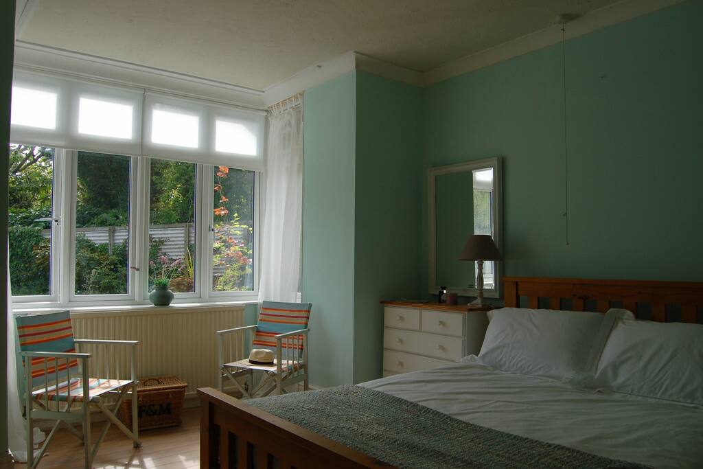 master bedroom with king size bed