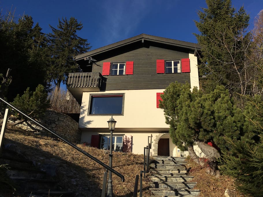 Secluded mountain chalet on Montana side of Crans-Montana