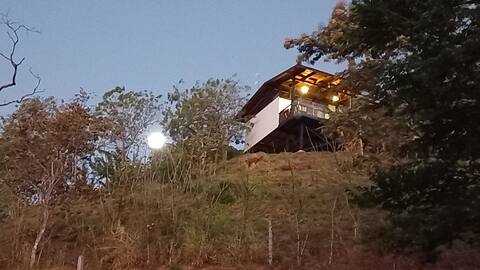 The Breath, Luxury tree house in a magic place!