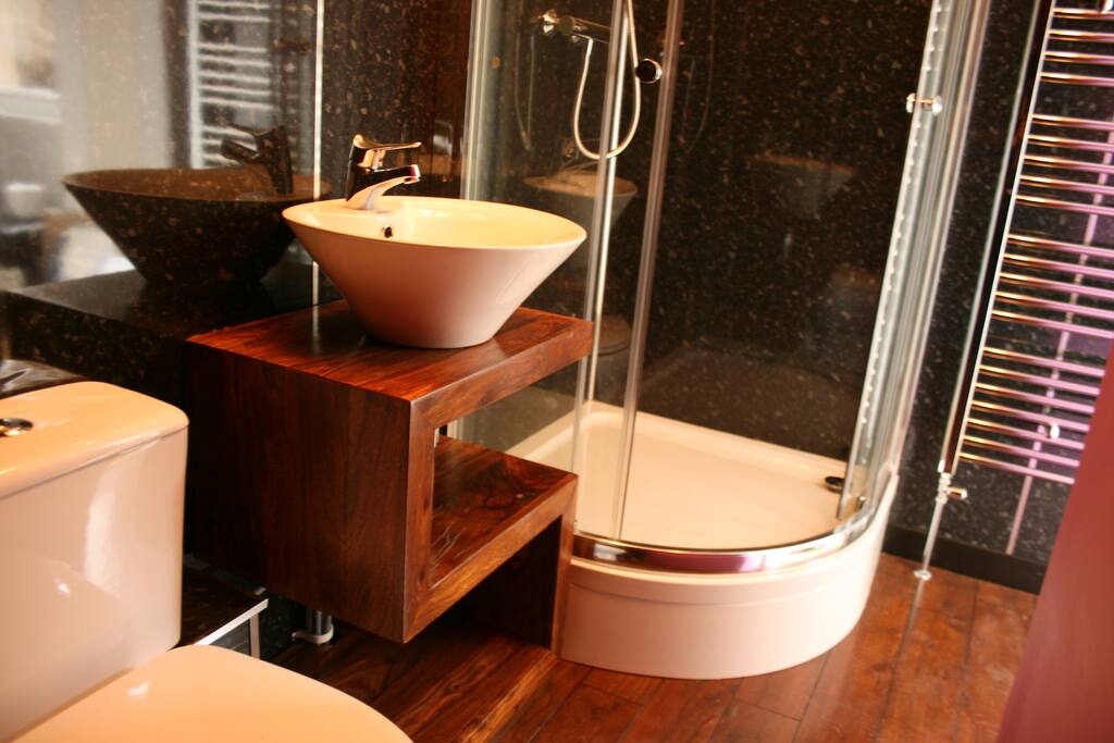 EnSuite Shower Room