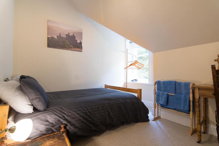 Alternative view of Bedroom 3