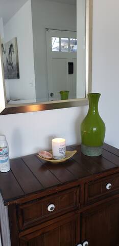 (11) Rainbow Cozy and Sunny Apartment in Cupertino gallery image 4