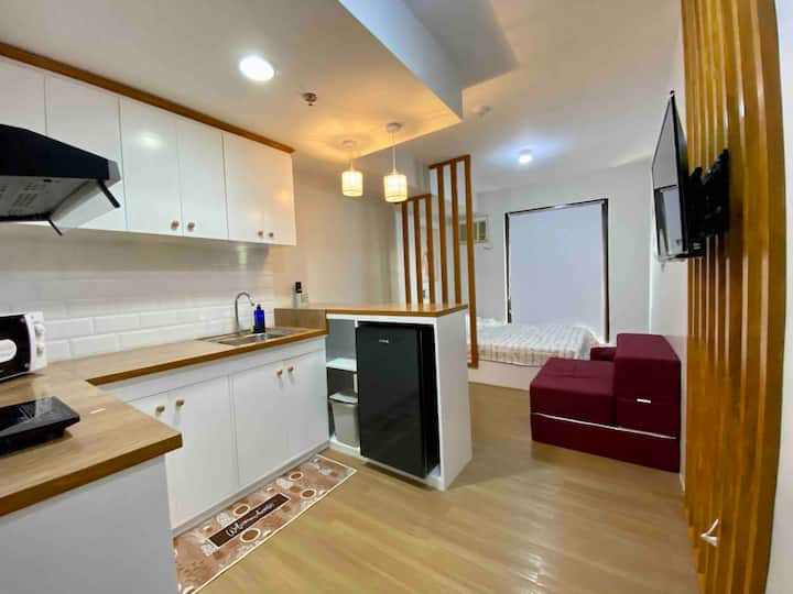 Sairai Apato At Pine Suites Tagaytay W/ Wifi - Tagaytay