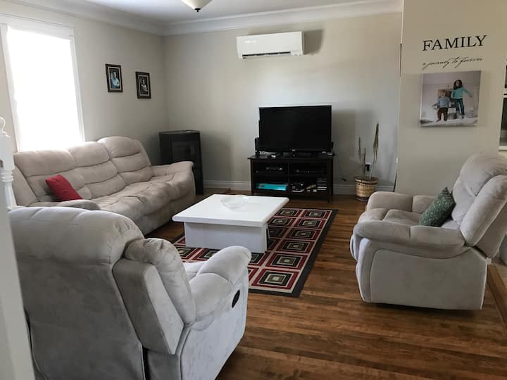 Mel's Abode, attractive & welcoming