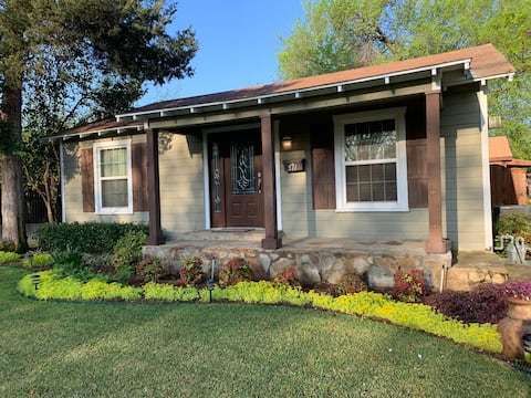 Cozy Chateau on Main St.