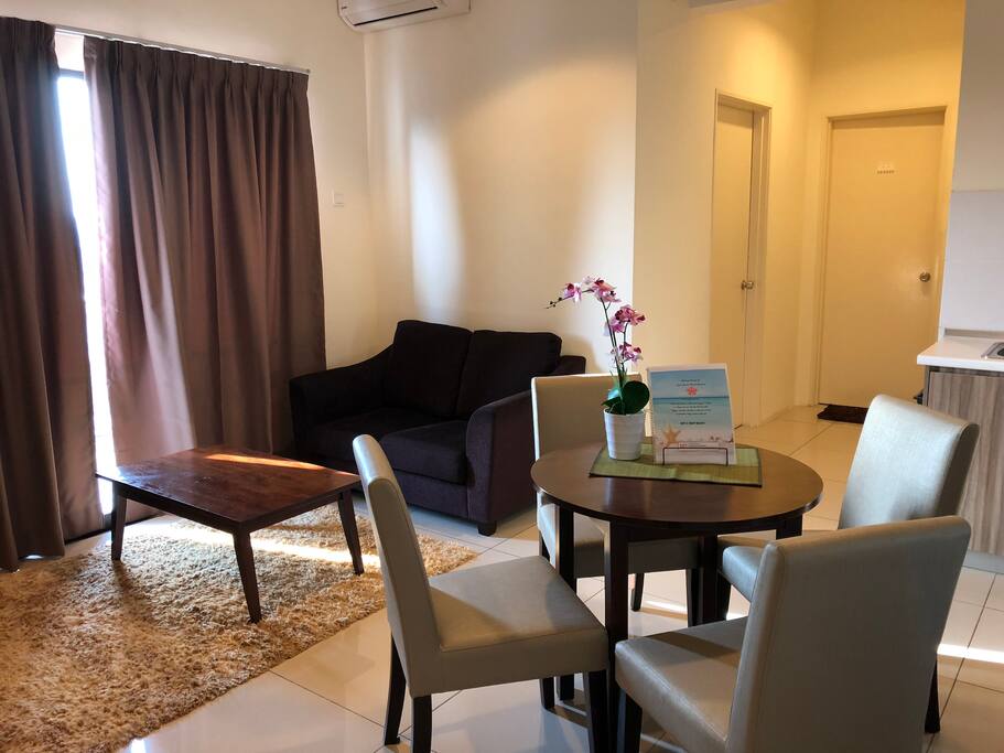 Spacious living room