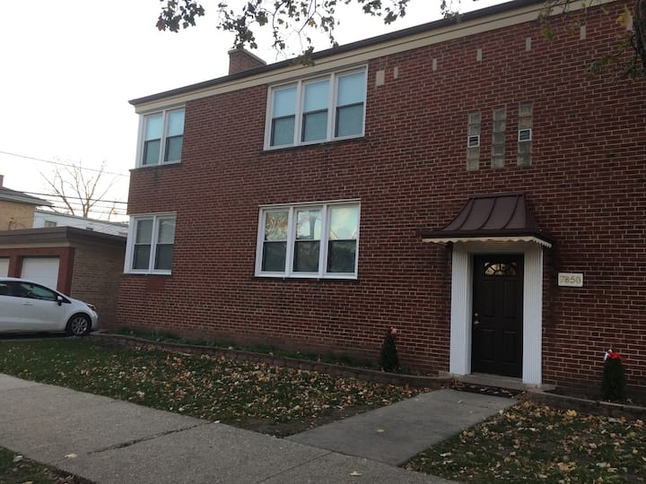 Quiet Cozy Ent.unit Free Parking 12 Min 2 Lake - Skokie, IL