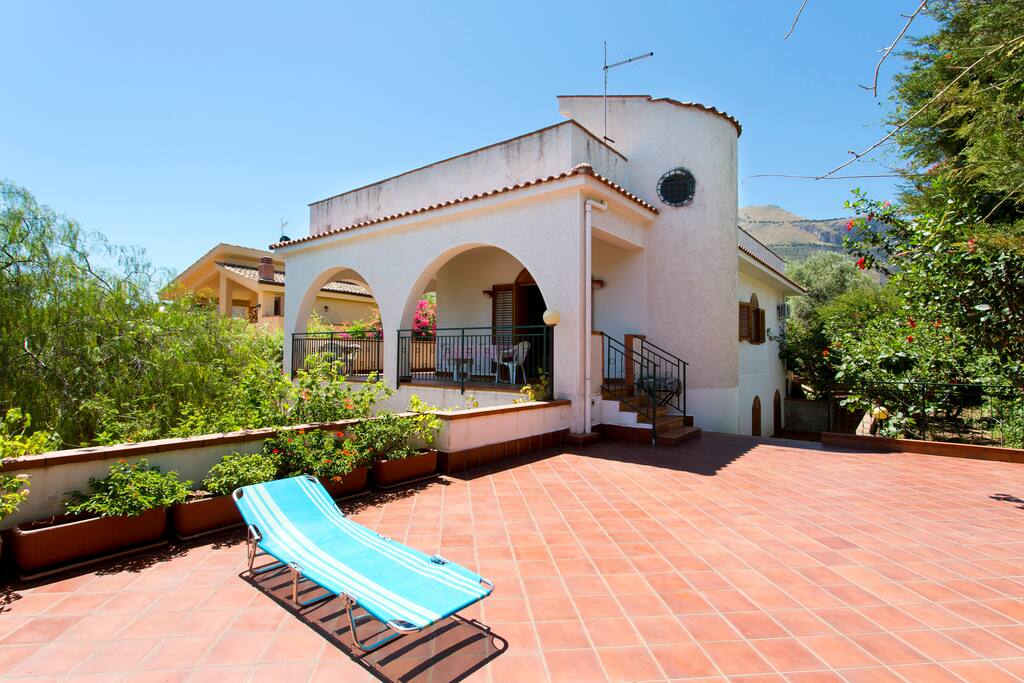 Vista della villa