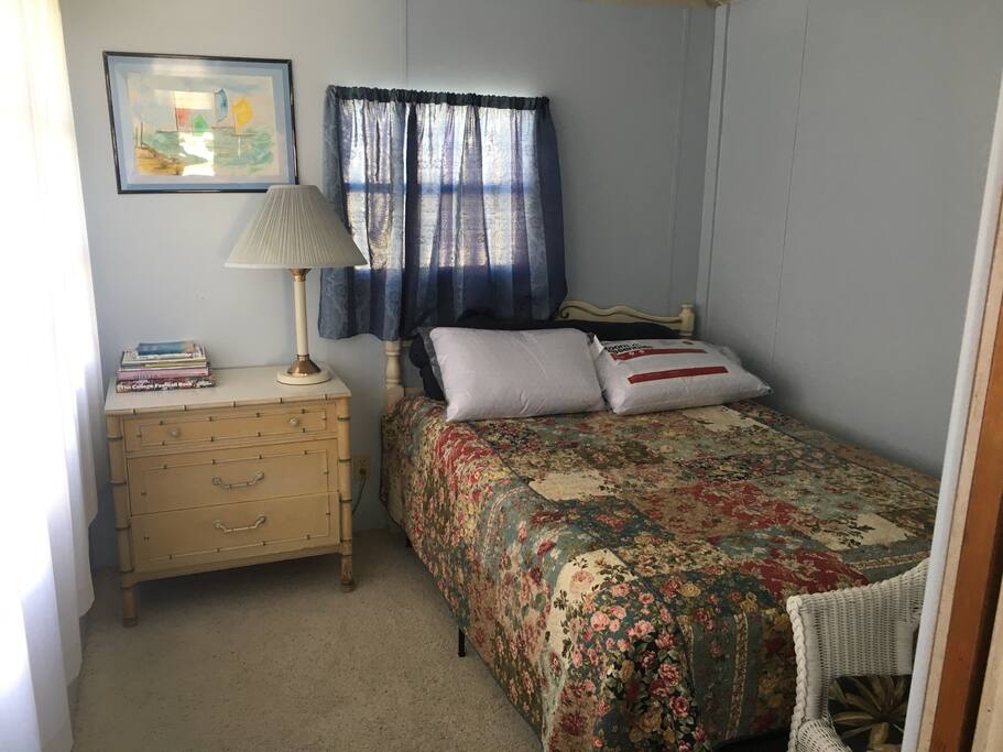 Bedroom2 (full)