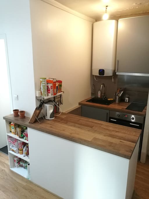 côté cuisine (kitchen)