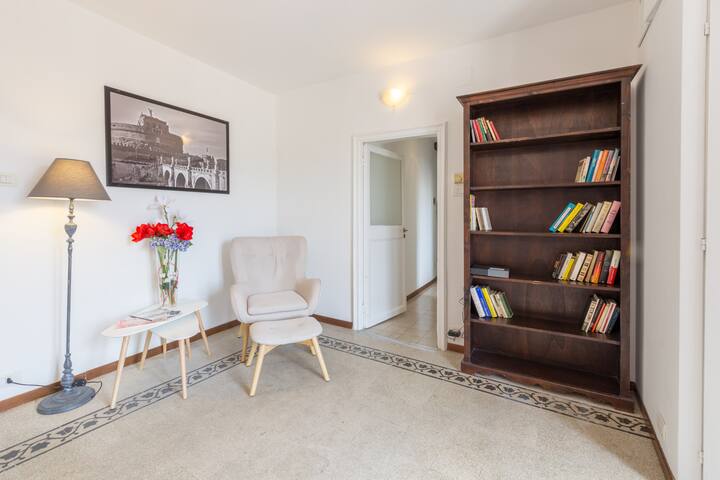 Pellegrino 75 Double bedroom gallery image 2