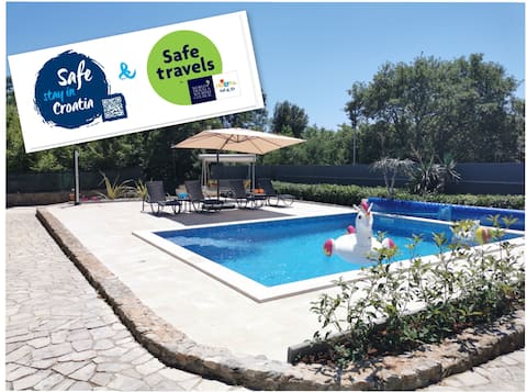 Successful Airbnb property: Apartments "Nina" (6 persons) - Calm near the sea! in Pinezići