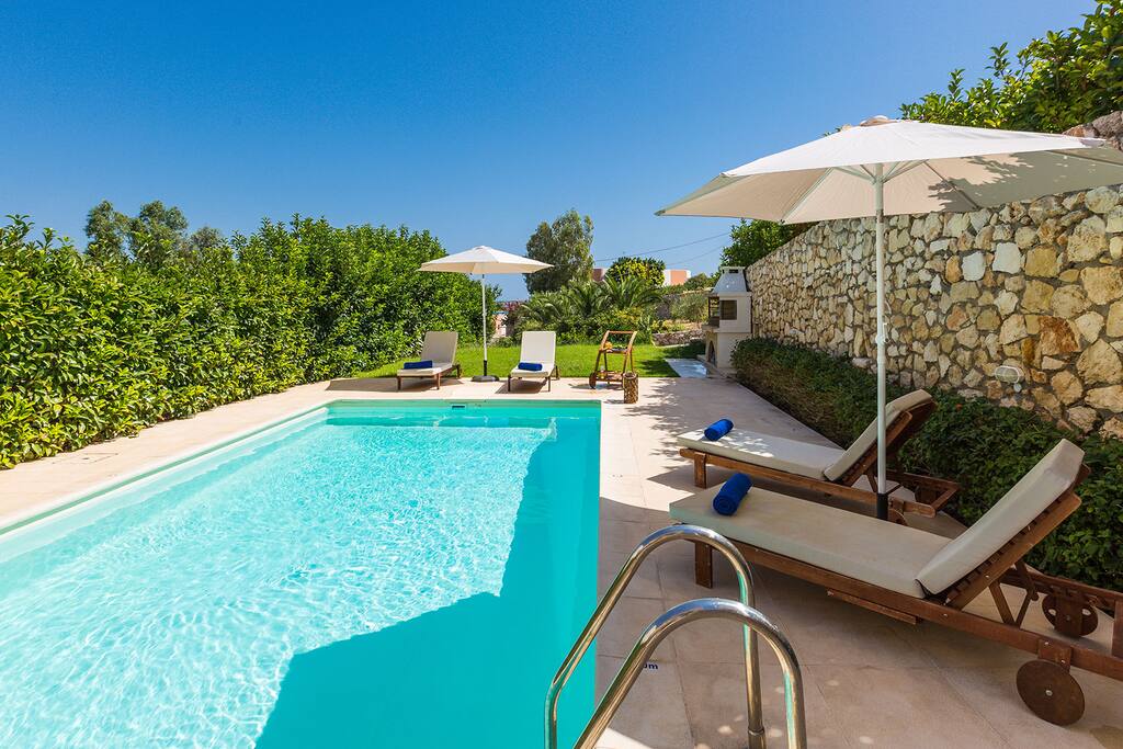 35 sqm swimming pool. The pool has also a pool alarm system for children safety.