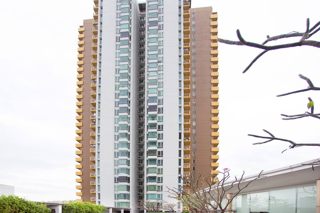 High rise building