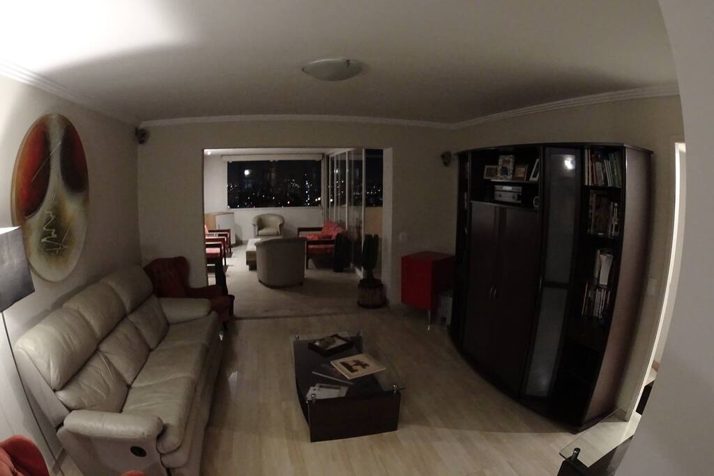 SOUND ROOM