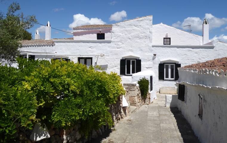 Menorcan Villa with exclusive Pool gallery image 3