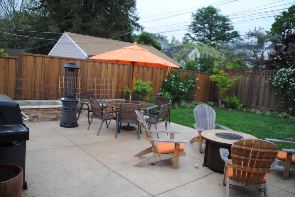 BBQ, table, fire pit, fresh veggies, lawn