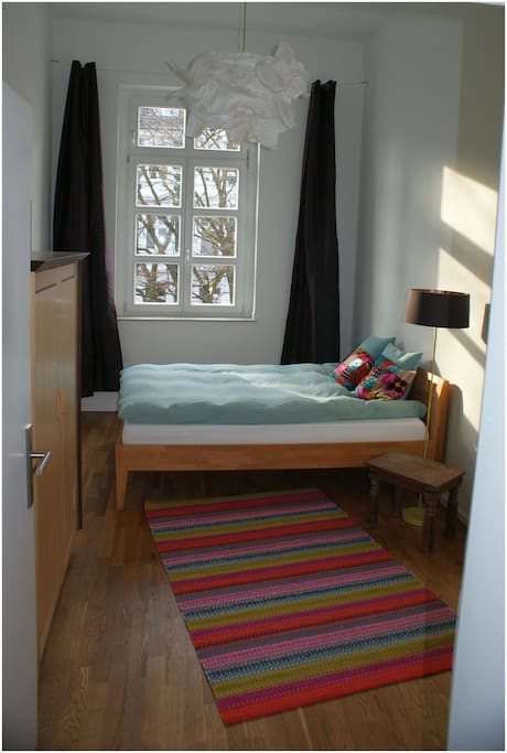 Gästezimmer mit Kirchblick
