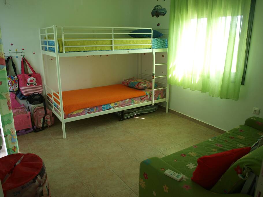 BEDROOM 1