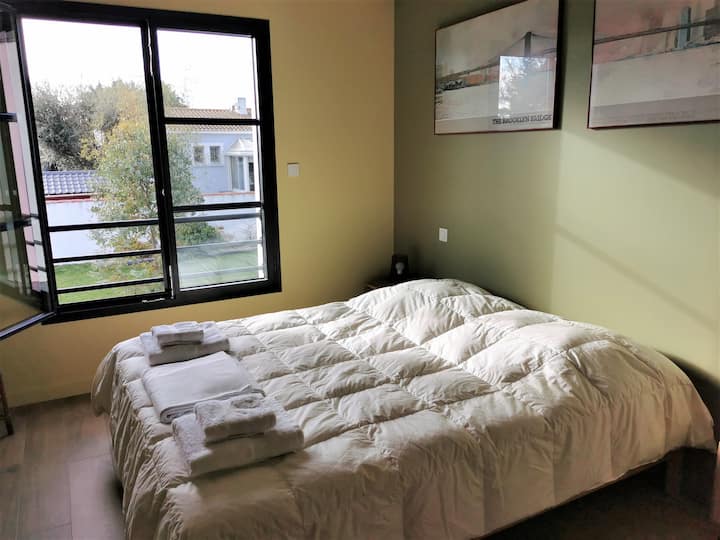 Საძინებელი 2 - სართული - საწოლი 160