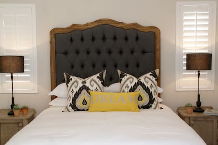BOUTIQUE ROOM 2 spoil guests.  Luxurious & cosy.