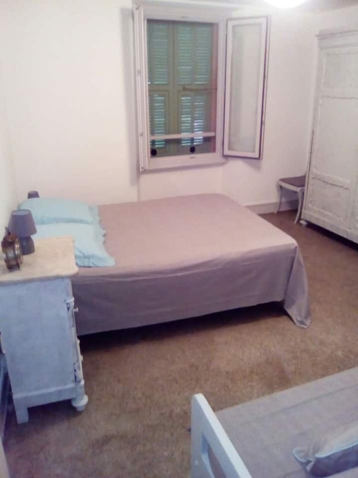 Dhomë gjumi