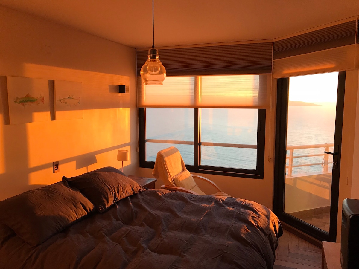 Coucher de soleil dans la pièce principale