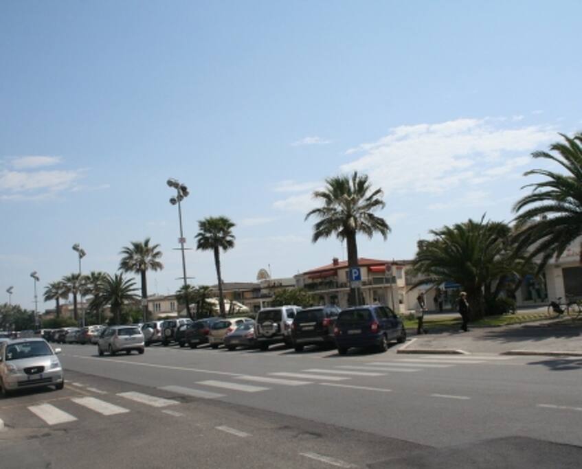 la meravigliosa Passeggiata di Viareggio