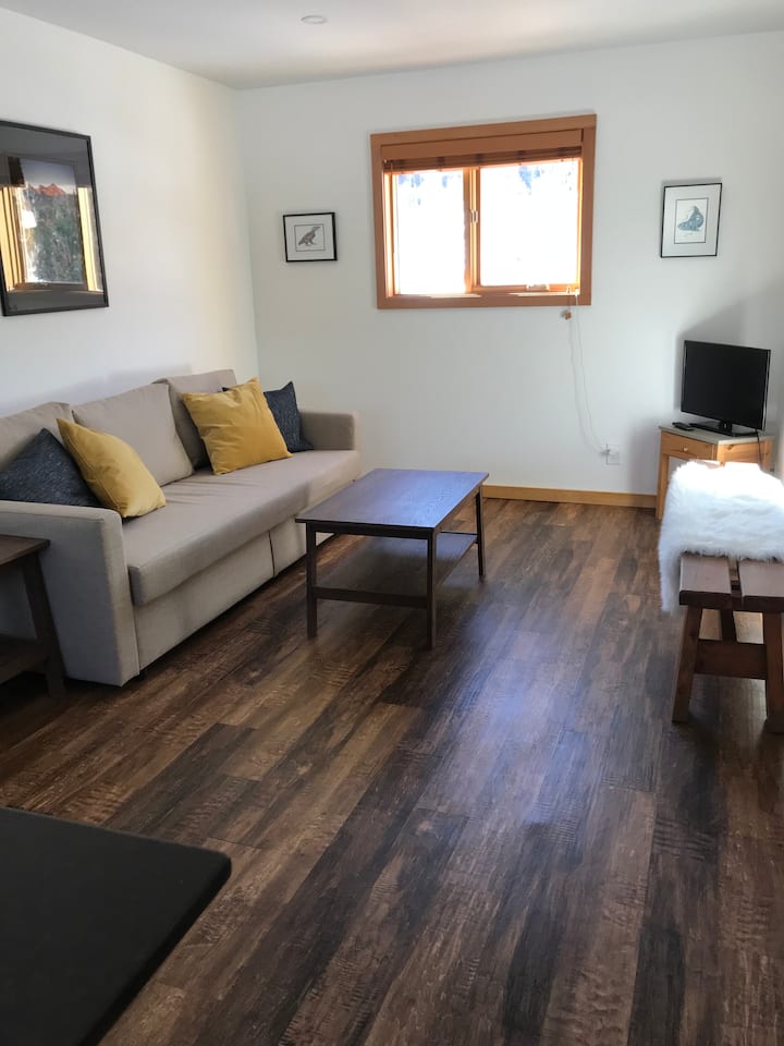 Terra Firma Farms Guest Suite - Revelstoke