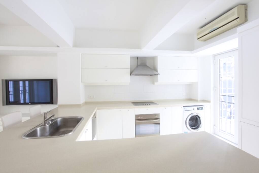 Open Kitchen