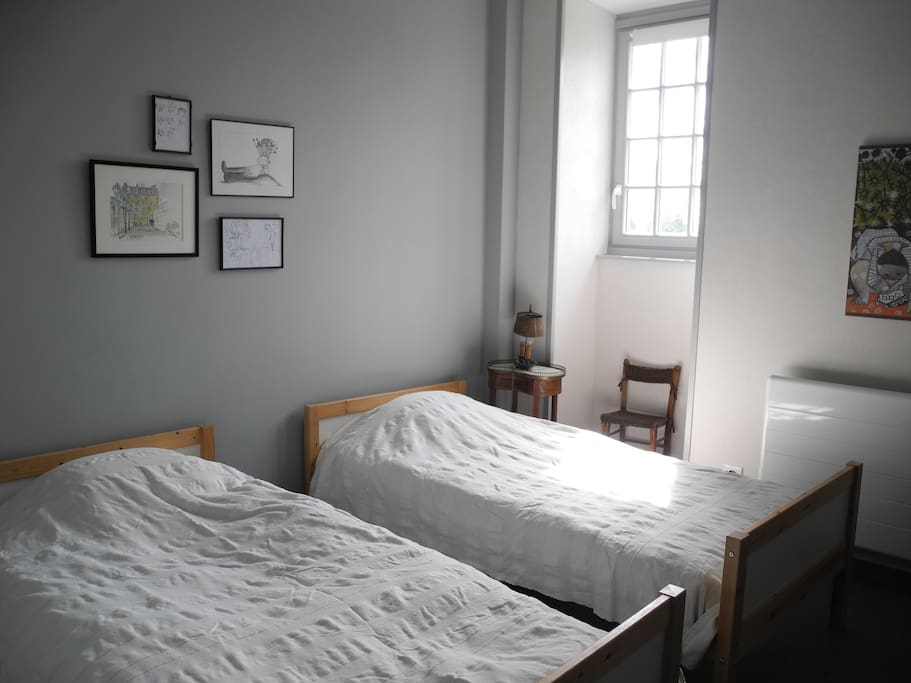 chambre deux lits